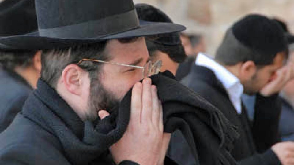 Ortodoxní Židé u Zdi nářků prosí za zachování jednotného Jeruzaléma