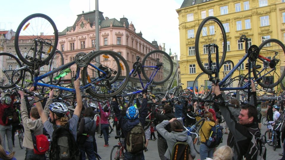 Fotografie z akcí Občanského sdružení Brno na kole