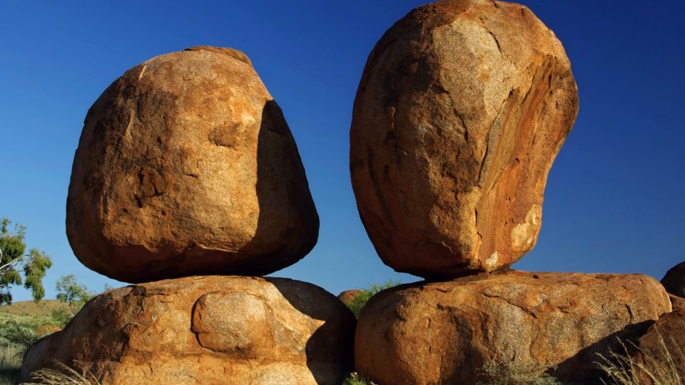 Devils Marbles, známá i neznámá místa australského vnitrozemí | foto: Vlastimil Tichý Devils Marbles, známá i neznámá místa australského vnitrozemí