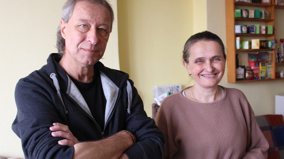 Marta a Ladislav Šosovi ještě v čase, kdy čekají na operaci