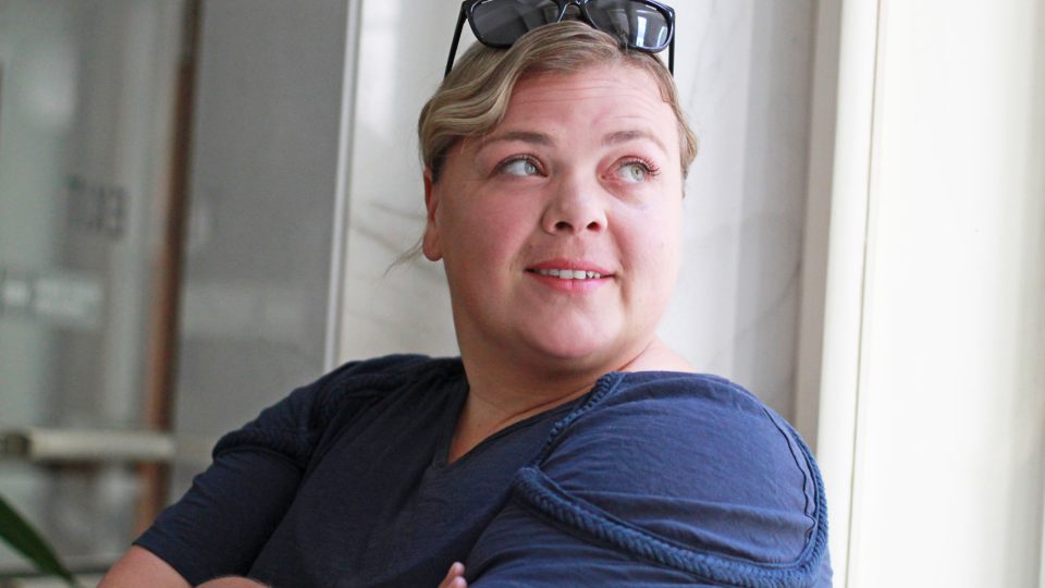 Lucie Polišenská hraje Evu Olmerovou v pozdějším věku | foto: Elena Horálková, Český rozhlas Lucie Polišenská hraje Evu Olmerovou v pozdějším věku