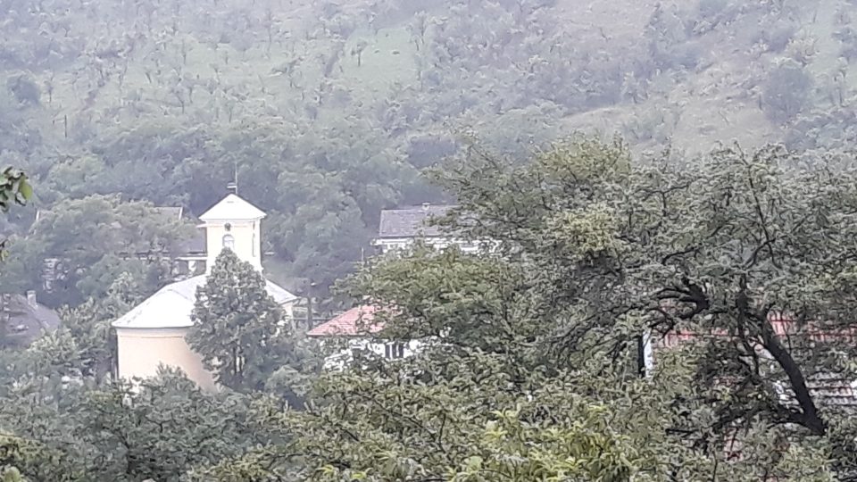 Pohled na kostel v Gerniku