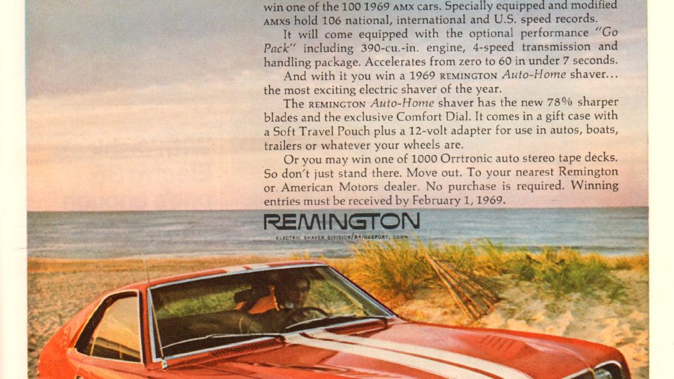Reklama na American Motors AMX a holicí strojek Remington z roku 1969