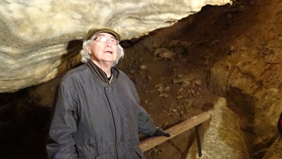 Meteor v Chýnovské jeskyni a Jiří Grygar