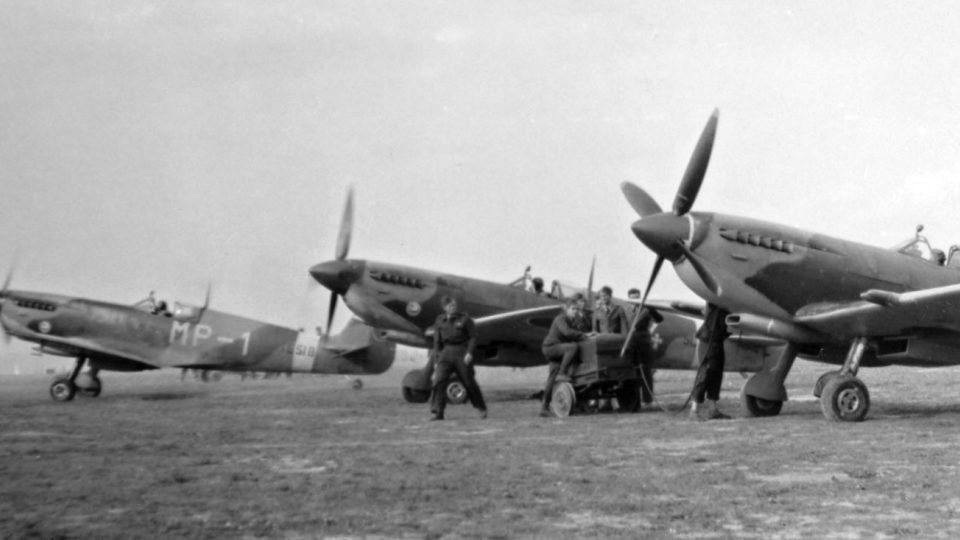 Československé perutě RAF létaly na proslulých Spitfirech