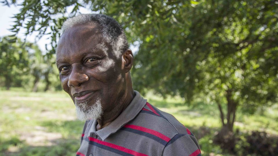 Kofi Asamoa v obci Tema v říjnu 2018, půl roku před smrtí