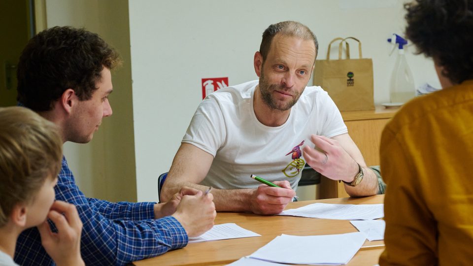 Natáčení nové rozhlasové adaptace Karafiátových Broučků k 90. výročí DRDS, květen 2025 | foto: Sara Baalbaki, Český rozhlas Natáčení nové rozhlasové adaptace Karafiátových Broučků k 90. výročí DRDS, květen 2025