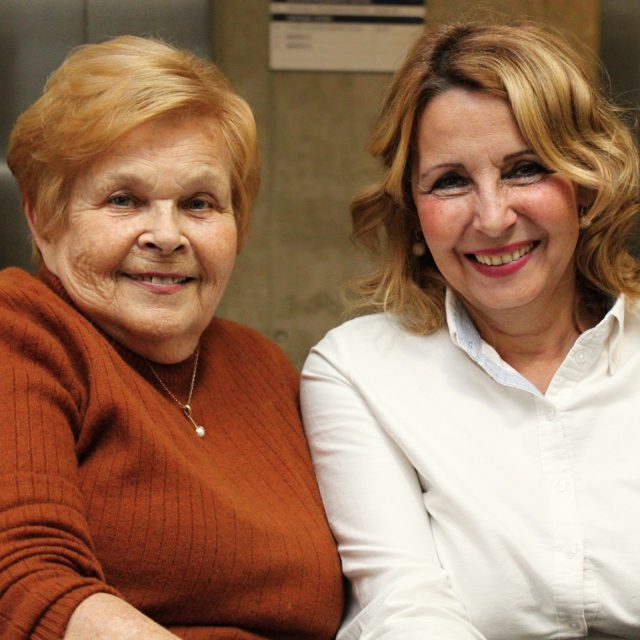 Knihu Lázeňská kúra považuje její autorka za mimořádně dobrou. Proč? „Měla jsem hodně materiálu. Některé věci jsou pravdivé a některé vymyšlené. Ale není to můj příběh,  jak si myslí skoro všichni“ | foto: Adam Kebrt,  Český rozhlas