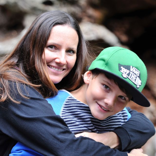 matka a syn  (rodina) | foto: CC0 Public domain