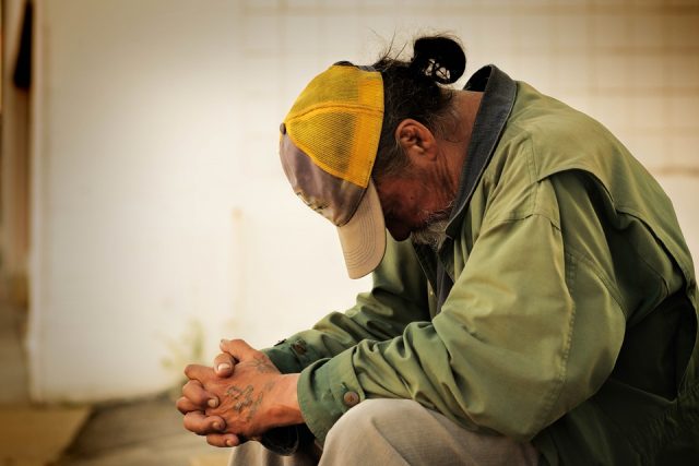 Člověk bez domova  (ilustrační foto) | foto: Leroy Skalstad,  Fotobanka Pixabay,  CC0 1.0