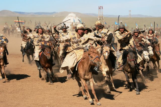 Odkaz Čingischána je v Mongolsku stále živý | foto: Topi Pigula