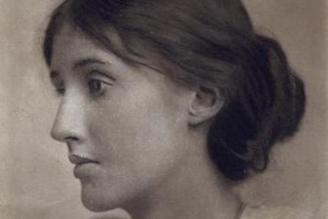 Spisovatelka Virginia Woolf na portrétu z roku 1902 | foto: George Charles Beresford,  CC0 1.0
