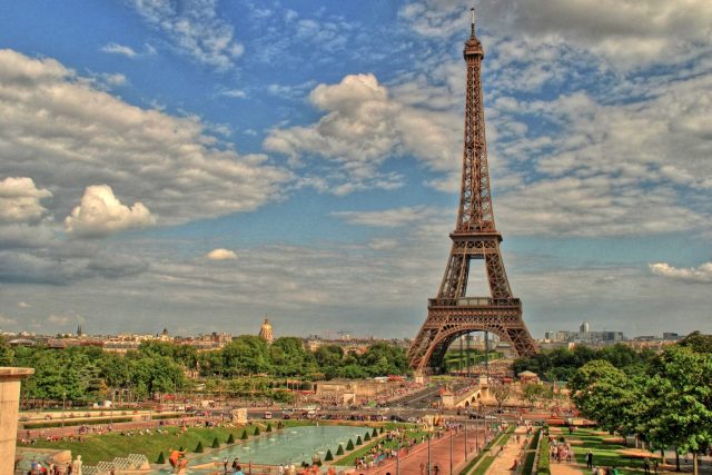 Eiffelova věž a Zahrady Trocadéro v Paříži | foto: Jan Rosenauer