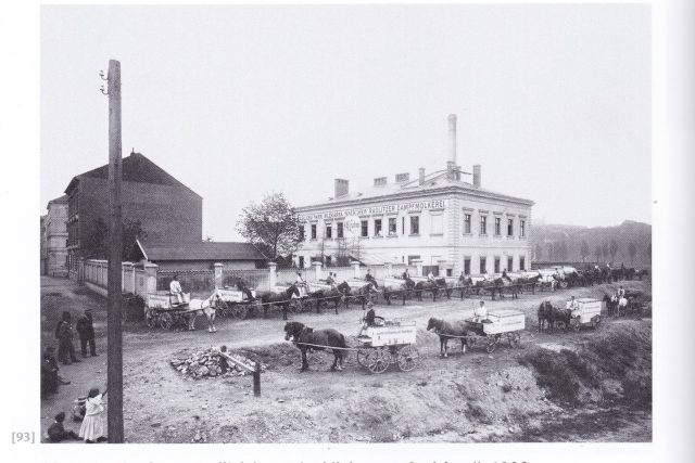 Radlická mlékárna rok 1900 | foto: Jindřich Eckert  (1833 - 1905)