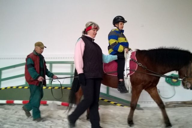 Hipoterapie v Hamzově odborné léčebně. | foto: Andrea Hanáčková