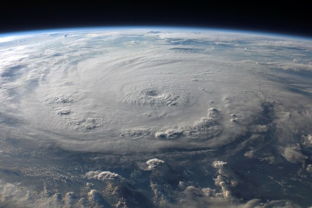 studená fronta,  hurikán,  El Nino | foto: NASA,  Wikimedia Commons,  CC0 1.0