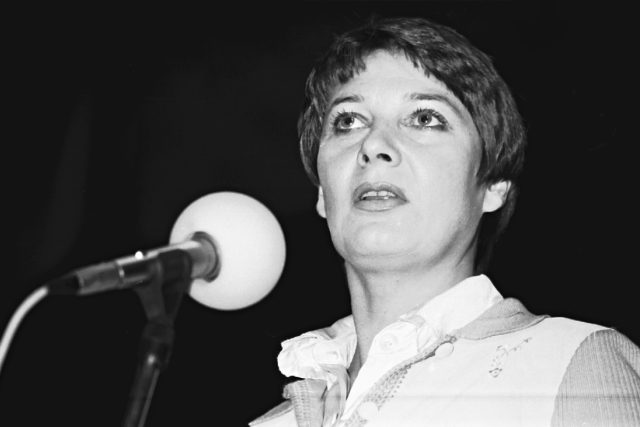 Laďka Kozderková,  herečka a zpěvačka  (26. 6. 1949 až 17. 11. 1986) | foto: Archivní a programové fondy Českého rozhlasu