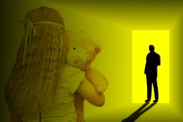 Ke znásilnění sedmiletého kluka a devítileté holčičky nemuselo vůbec dojít | foto: Fotobanka Pixabay