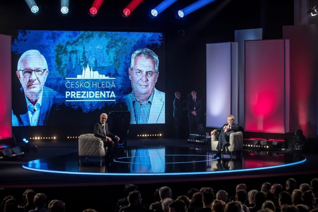 Česko hledá prezidenta: Jiří Drahoš a Miloš Zeman v debatě na TV Prima | foto: Fotobanka Profimedia