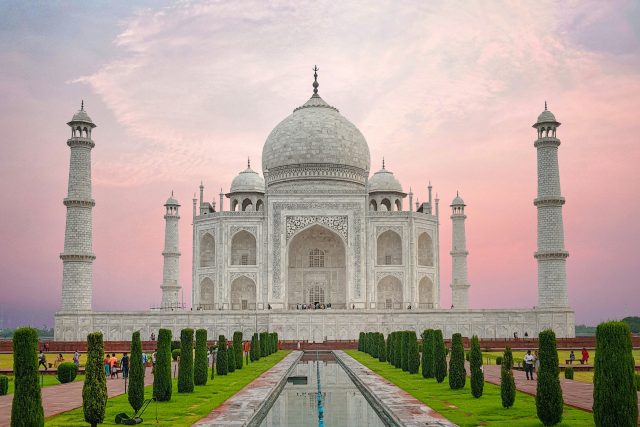 Mauzoleum Tádž Mahal | foto: Shamees Cm,  Unsplash,  Licence Unsplash