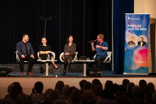 René Zavoral,  Monika Absolonová,  Adéla Gondíková a Aleš Cibulka | foto: Jiří Šeda