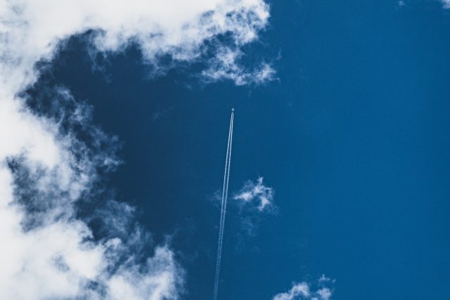 Letadlo na obloze | foto: Fotobanka Unsplash