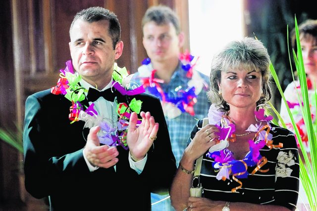Kmotr František Mrázek na oslavě podniku Setuza,  který se konal v červenci roku 2002 v Karlových Varech | foto: Dan Materna,  MAFRA / Profimedia