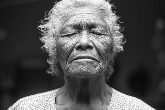 Můžeme ovlivnit své stárnutí? | foto: Danie Franco,  Fotobanka Unsplash,  Licence Unsplash