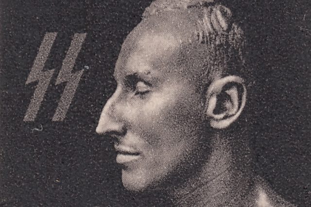 Posmrtná maska Reinharda Heydricha na protektorátní poštovní známce | foto:  bissig,  Shutterstock