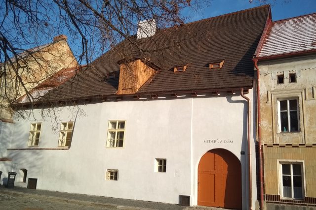 Historický Mederův dům v centru Žatce | foto: Jana Vitásková,  Český rozhlas