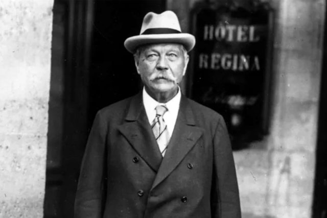 Arthur Conan Doyle | foto: Profimedia