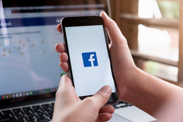 Facebook ztratil dominanci mezi sociálními sítěmi | foto: Shutterstock