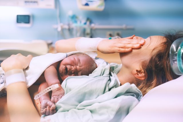 Bonding je dnes samozřejmou součástí porodu | foto: Shutterstock