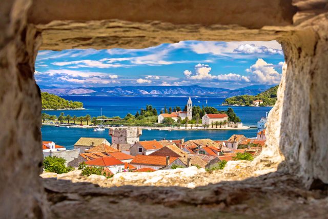 Ostrov Vis,  Chorvatsko | foto: Shutterstock