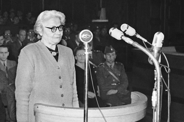 Františka  ( Fráňa) Zeminová: výslech u soudu během politického procesu  (31. 5. 1950) | foto: Rostislav Novák,  Bohuslav Parbus,  ČTK