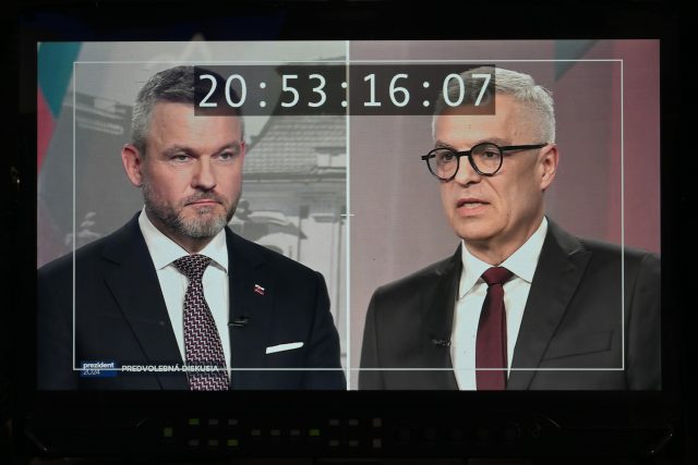 Favority slovenských prezidentských voleb jsou Ivan Korčok a Peter Pellegrini | foto: Václav Šálek,  ČTK
