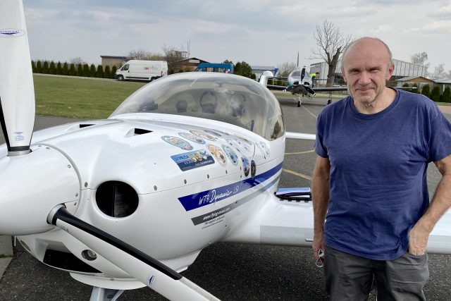 Pilot Jiří Pruša si myslí,  že pandemie promění cestování a s ním i přístup k životnímu prostředí | foto: Tomáš Černý,  Český rozhlas