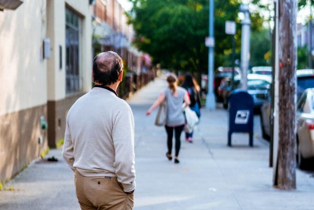 K rozvodu po padesátce častěji přistupují ženy. Jsou aktivní,  mají zájmy i přátele | foto: Jurien Huggins,  Unsplash,  Licence Unsplash