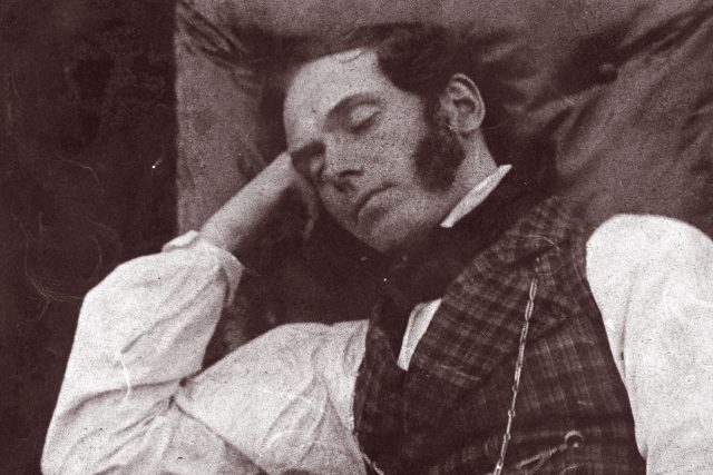 Nicolaas Henneman spící | foto: William Henry Fox Talbot,  Wikimedia Commons,  CC0 1.0