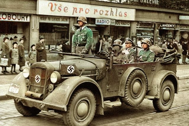 Němci během druhé světové války v Praze | foto: Archivní a programové fondy Českého rozhlasu