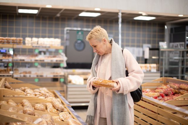 Potraviny už nezdražují. V řadě případů dokonce jejich cena klesla | foto: Shutterstock