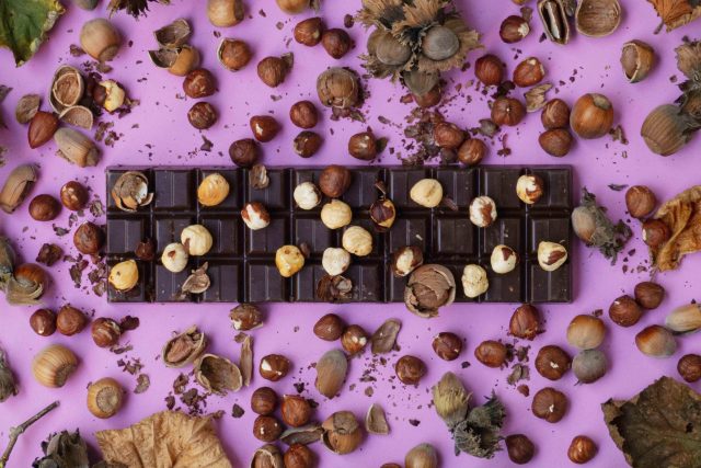 Čokoláda s ořechy | foto: Fotobanka Unsplash