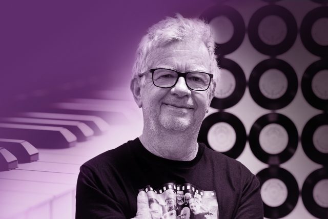 Dvojka u piana s Petrem Fialou z kapely Mňága a Džorp | foto: Daniel Michalík