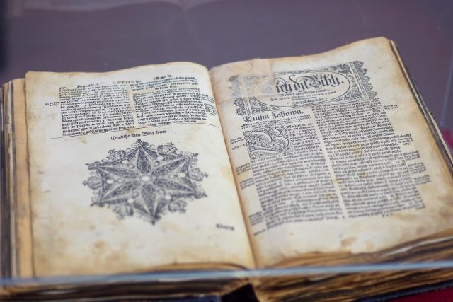Bible kralická | foto: Irena Šarounová,  Český rozhlas
