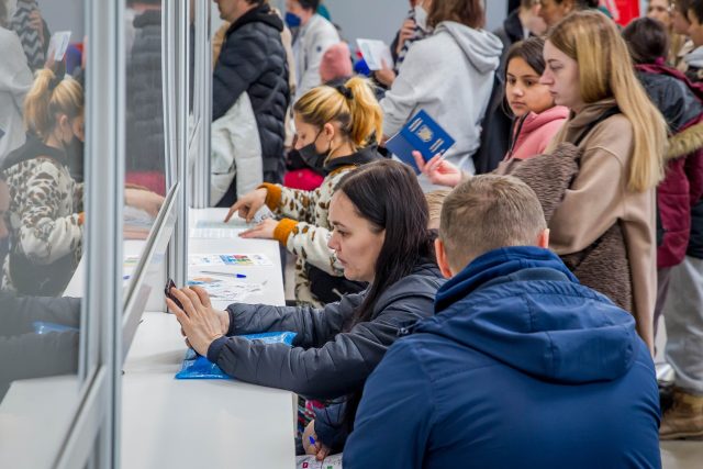 Integrace ukrajinských válečných uprchlíků naráží na mnoho problémů | foto: Petr Lundák,  MAFRA / Profimedia