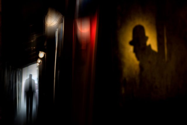 Muž a stín | foto: Shutterstock