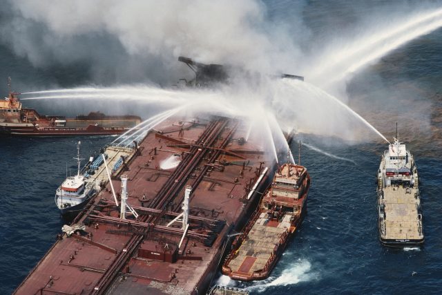 požár tankeru  (ilustrační foto) | foto: Fotobanka Profimedia