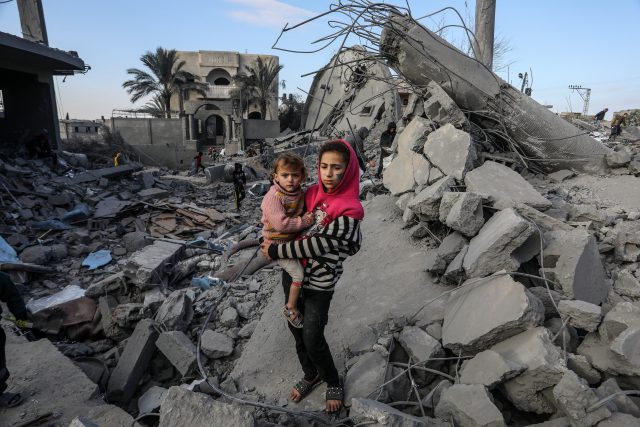 Trosky po útoku Izraele na Pásmo Gazy | foto: Profimedia