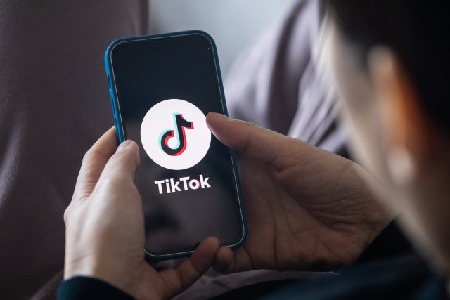 NÚKIB vydal varování před hrozbou v oblasti kybernetické bezpečnosti spočívající v aplikaci TikTok | foto: Profimedia