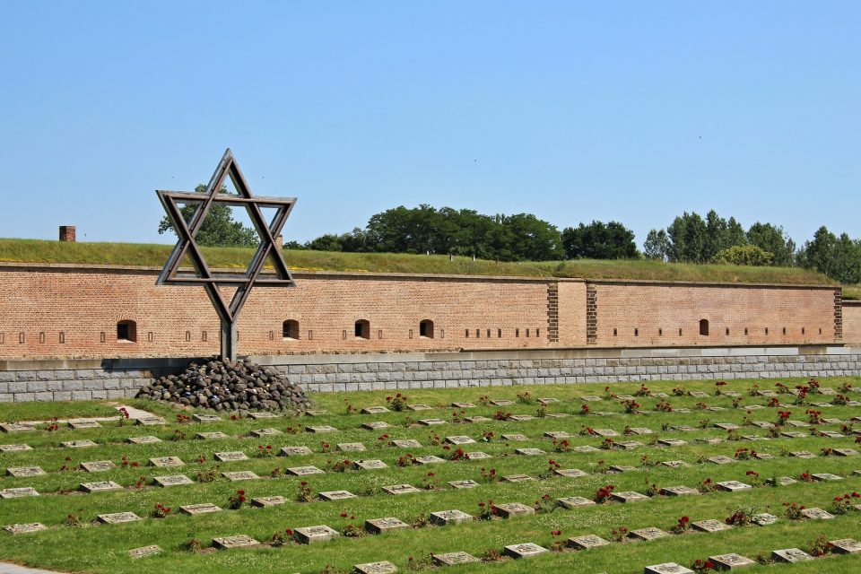 Památník v bývalém koncentračním táboře Terezín | foto: Fotobanka Profimedia